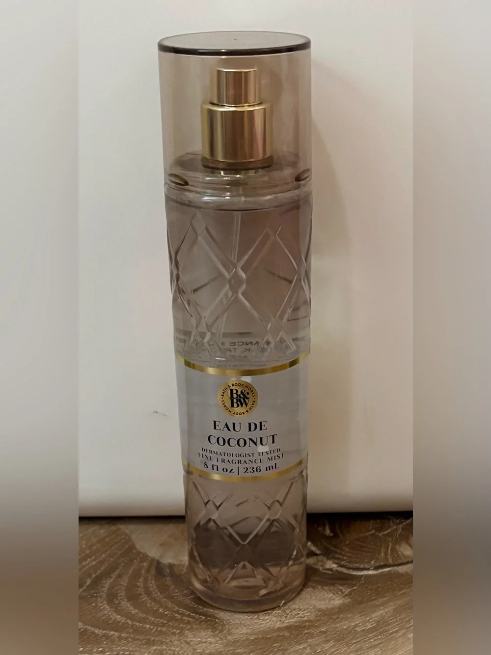 BATH & BODY WORKS EAU DE COCONUT FINE FRAGRANCE MIST 8 FL. OZ. NEW